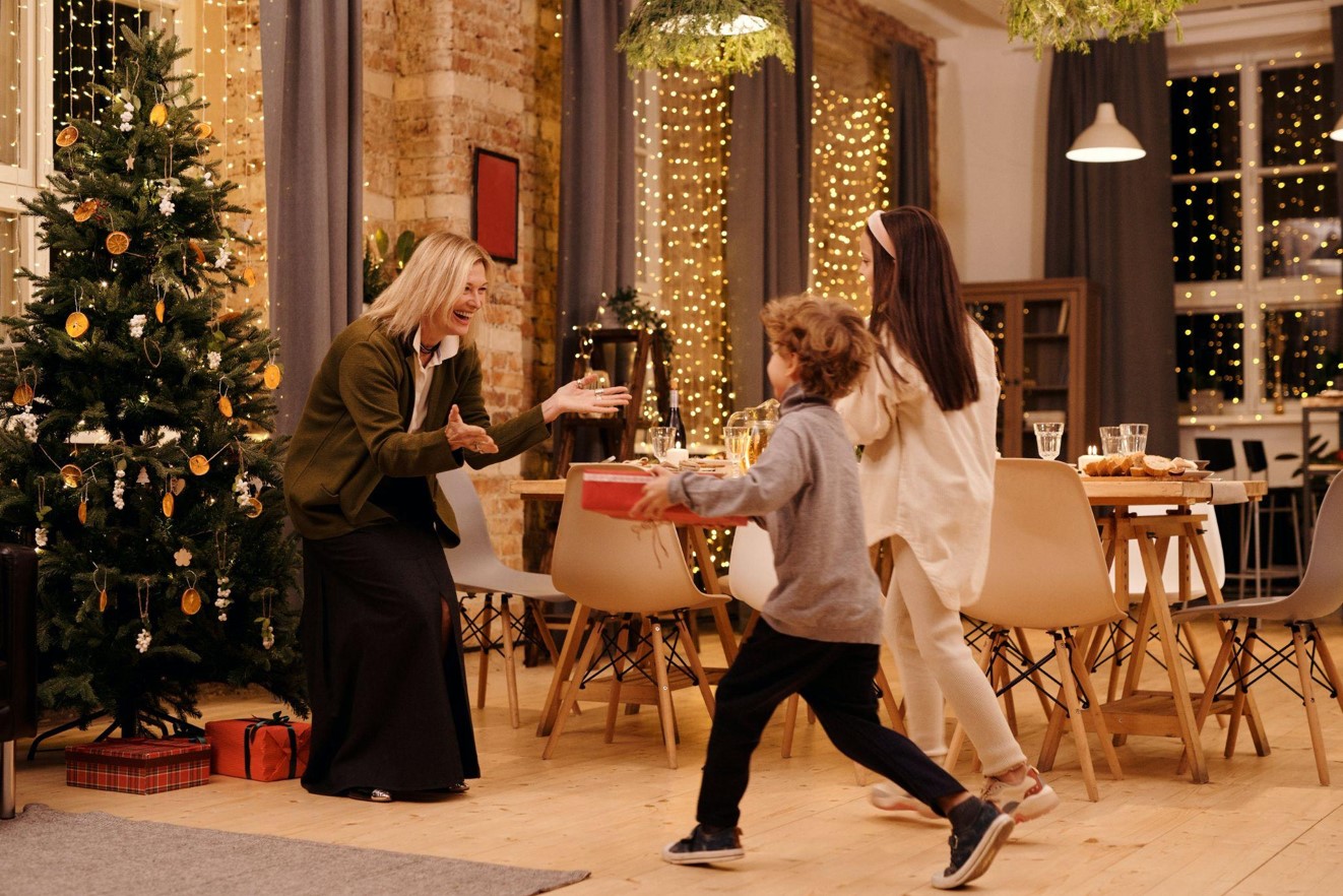 Why King of Christmas Artificial Trees Steal the Show