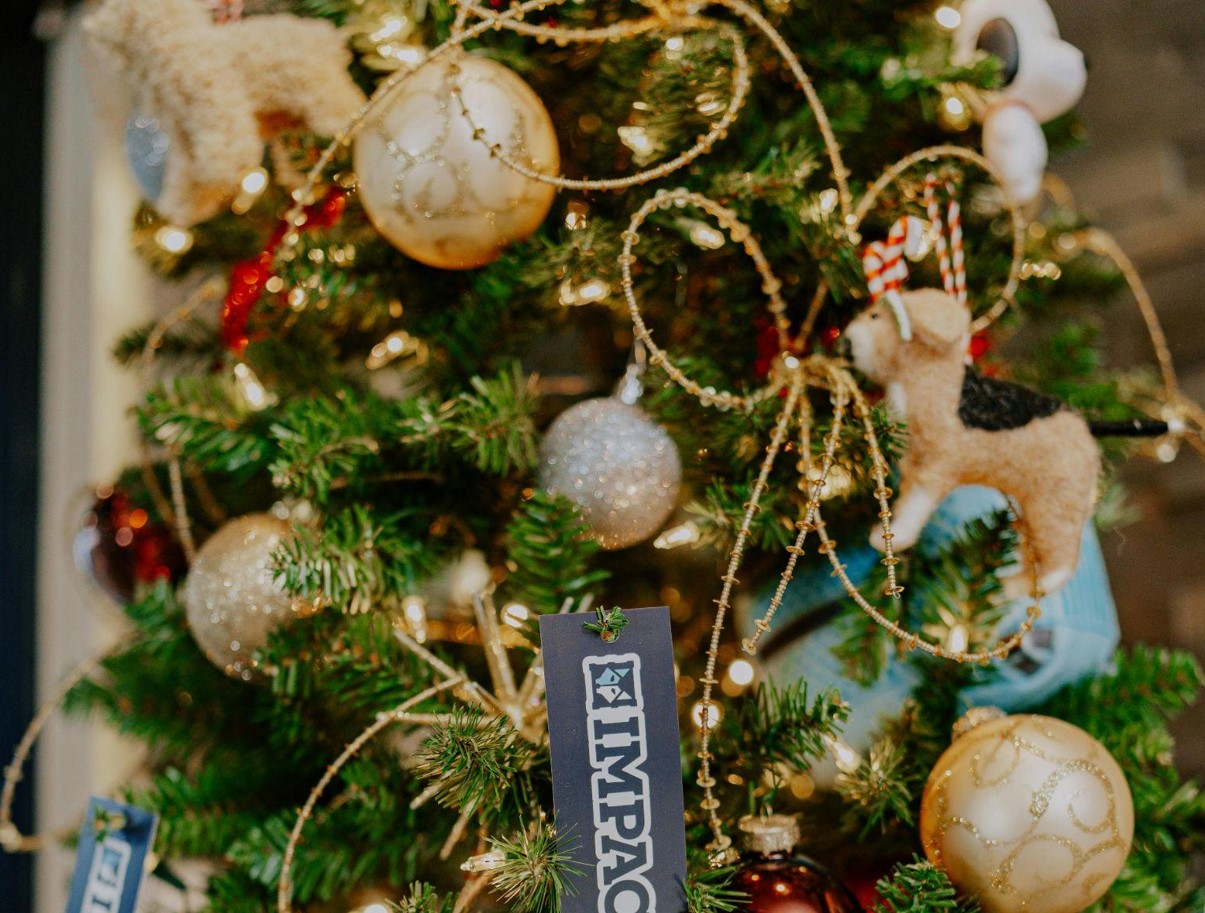 The Most Realistic Pre-Lit Christmas Trees Perfect for You